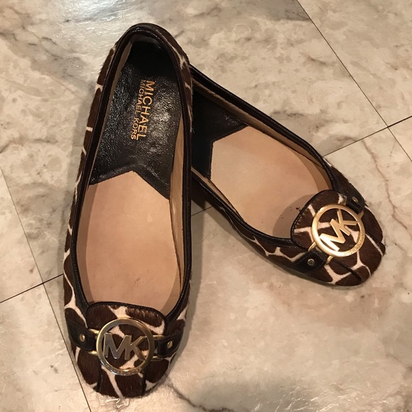 Michael Kors Printed Flats - Picture 6 of 8